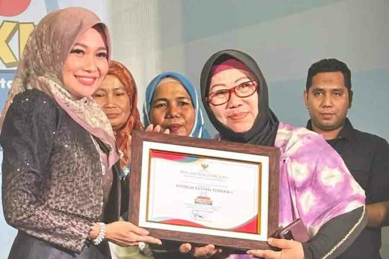 Sukses dalam Bazar UMKM Pekanbaru, Bank Sampah Binaan PHR Raih Siap Bersaing Tingkat Nasional