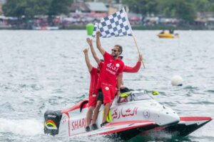 Rusty Wyatt dari Sharjah Team Raih Juara F1Powerboat Grand Prix of Indonesia 2024 di Danau Toba Rusty Wyatt dari Tim Sharjah, Juara F1Powerboat Danau Toba 2024 (foto: istimewa)