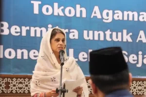 Penandatanganan MoU di Interfaith Iftar, Komitmen Bersama Kemenag dan UNICEF untuk Pelindungan Hak Anak Maniza Zaman, Ketua Perwakilan UNICEF untuk Indonesia
