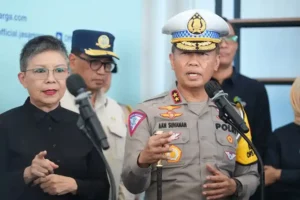 Arus Balik Lebaran 2024, Kakorlantas Tingkatkan Reflektor dan Siapkan Petugas Pengawalan di Jalur Contraflow Kepala Korlantas Polri, Inspektur Jenderal Polisi Aan Suhanan