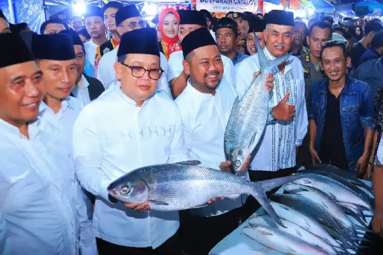 Kontes dan Lelang Bandeng Kawak Gresik 2024 Diharap Jadi Agenda Tahunan Nasional