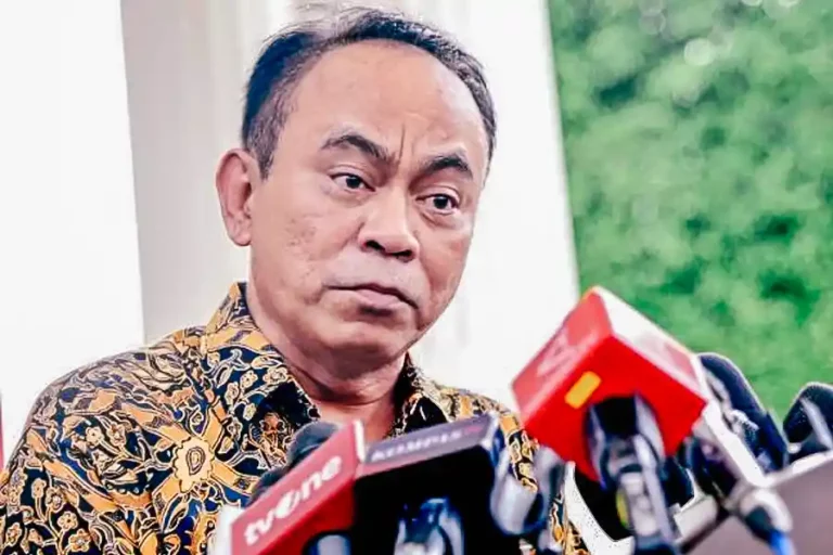 Pemerintah Bentuk Gugus Tugas Terpadu untuk Berantas Judi Online Menteri Komunikasi dan Informatika Budi Arie Setiadi