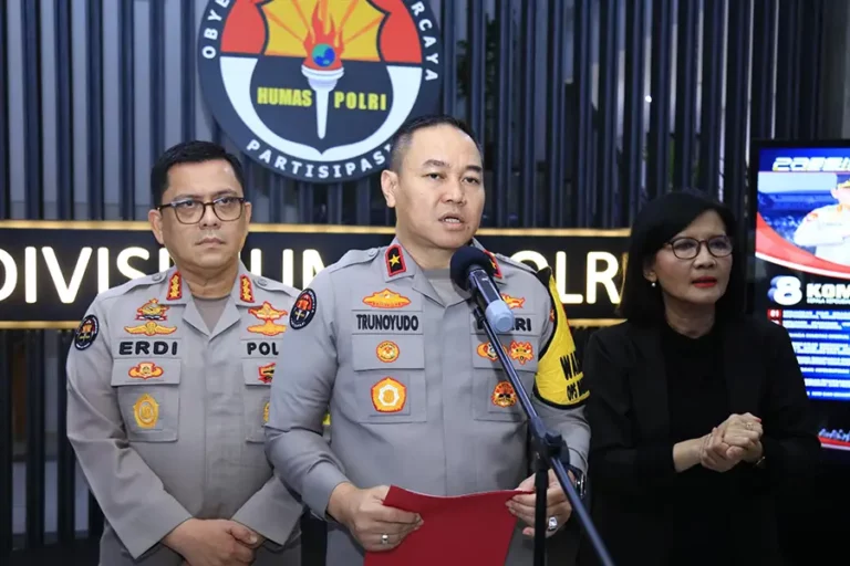 Kasus Judi Online di Indonesia pada 2024 Turun 404 Kasus Brigjen Pol. Trunoyudo Wisnu Andiko, S.I.K., Karo Penmas Divisi Humas Polri