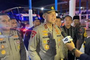 Kapolda Sulbar Lakukan Pengecekan Kesiapan Personel di Pos Pengamanan Ketupat Marano 2024 Kapolda Sulbar, Irjen Pol Adang Ginanjar