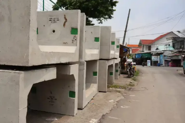 Pelebaran Box Culvert, Harapan Warga Dukuh Kupang Surabaya Atasi Banjir Sejak 1991