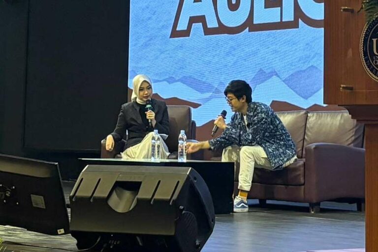 Peka Perubahan Komunikasi Era Digital, FIKOM UC Mengadakan Konferensi Ilmiah