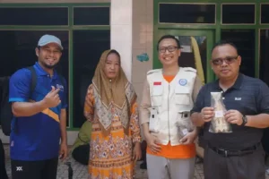 Mahasiswa UNAIR dan UUM Bantu Masyarakat Madura Dapatkan Sertifikasi Halal