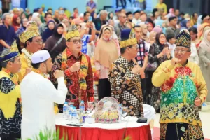Pj. Gubernur Jatim Hadiri Halal Bihalal Kerukunan Bubuhan Banjar