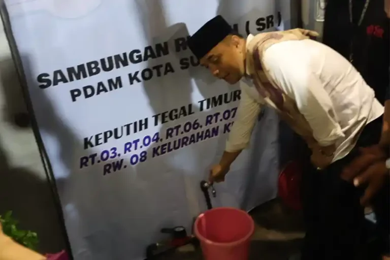 Tunggu 25 Tahun, Ratusan Warga Keputih Tegal Baru Surabaya Kini Bisa Nikmati Layanan Air Bersih