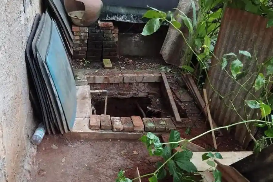 Galian air jet pump tempat ditemukannya jenazah anak perempuan usia 9 tahun (foto: Dok Humas Polri)