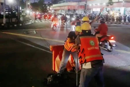 PDAM Surabaya Siapkan Tangki Air Gratis untuk Warga Terdampak Pipa Bocor di Joyoboyo