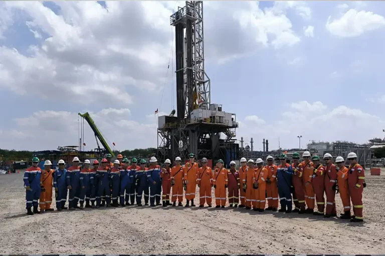 Pertamina Drilling Sukses Dukung Pengeboran Sumur Banyu Urip Infill Clastic dengan Operational Excellence Pertamina Drilling selalu menekankan budaya keselamatan dalam bekerja, baik di lapangan maupun kantor