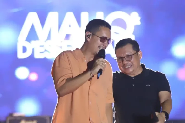 Ada Maliq & D’Essentials di Penutupan PKKMB Untag Surabaya