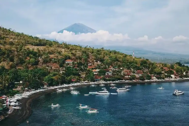 Hari Pariwisata Dunia 2024, Tiket.com Ajak Masyarakat Wisata ke Destinasi Terjangkau Wisata Bali, salah satu destinasi pilihan yang memberi banyak pengalaman unik