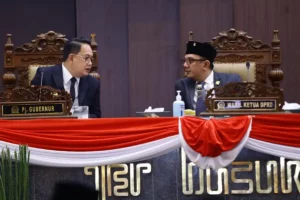 Pj. Gubernur Jatim Siap Tingkatkan PAD Lewat Optimalisasi Retribusi pada RAPBD 2025