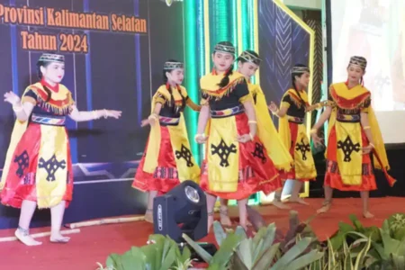 Puncak FTBI Bahasa Banjar: Upaya Apresiasi Generasi Muda untuk Melestarikan Bahasa Daerah FTBI digelar sebagai bentuk perayaan, apresiasi, dan sosialisasi pembelajaran Bahasa Banjar yang telah dilakukan pada tahun 2024.