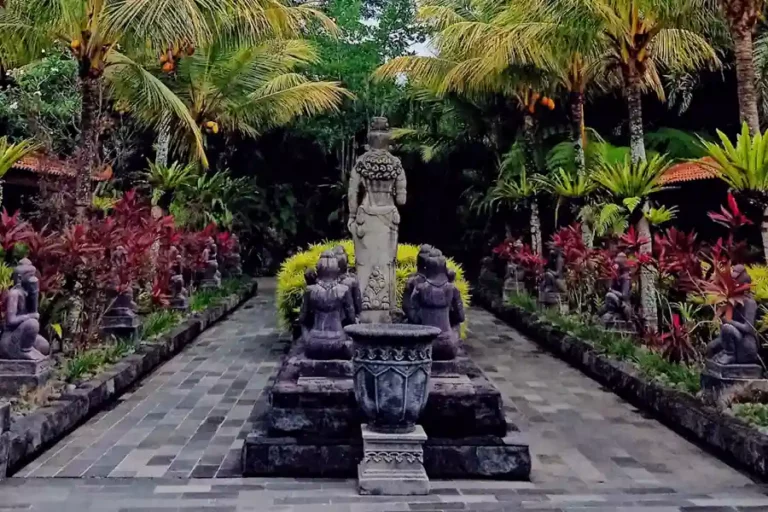 Lembah Tumpang, wisata alam dengan sentuhan budaya Jawa Kuno di Malang (foto: Tiara Aydin Sava, pilar.id)
