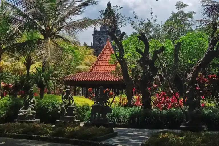 Lembah Tumpang, wisata alam dengan sentuhan budaya Jawa Kuno di Malang (foto: Tiara Aydin Sava, pilar.id)