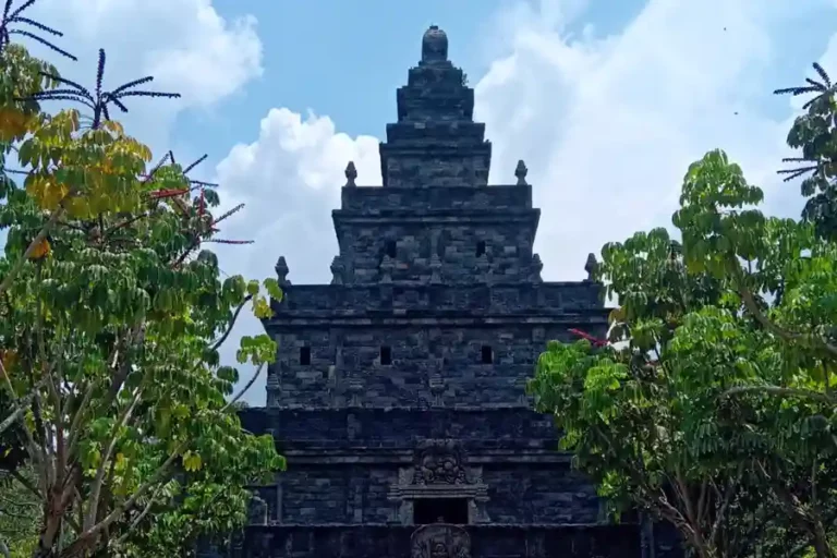 Lembah Tumpang, wisata alam dengan sentuhan budaya Jawa Kuno di Malang (foto: Tiara Aydin Sava, pilar.id)