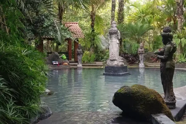 Lembah Tumpang, wisata alam dengan sentuhan budaya Jawa Kuno di Malang (foto: Tiara Aydin Sava, pilar.id)