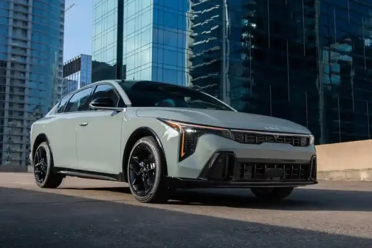 Kia Amerika Luncurkan Inovasi Konfigurator Mobil di TikTok, Seperti Apa? KIA Amerika meluncurkan kreator konfigurasi pertama di TikTok Autos (foto: PRNewsfoto/Kia America)