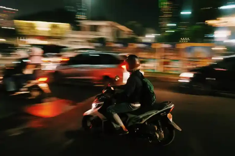 Rekayasa Lalu Lintas Malam Tahun Baru 2025 di Jakarta, Mana Saja? Ilustrasi jalanan Kota Jakarta (foto: Yulia Agnis, unsplash)