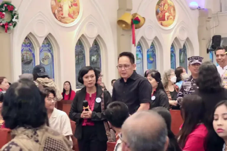 Pj. Gubernur Jatim Bersama Kapolda dan Pangkoarmada II Tinjau Dua Gereja di Surabaya