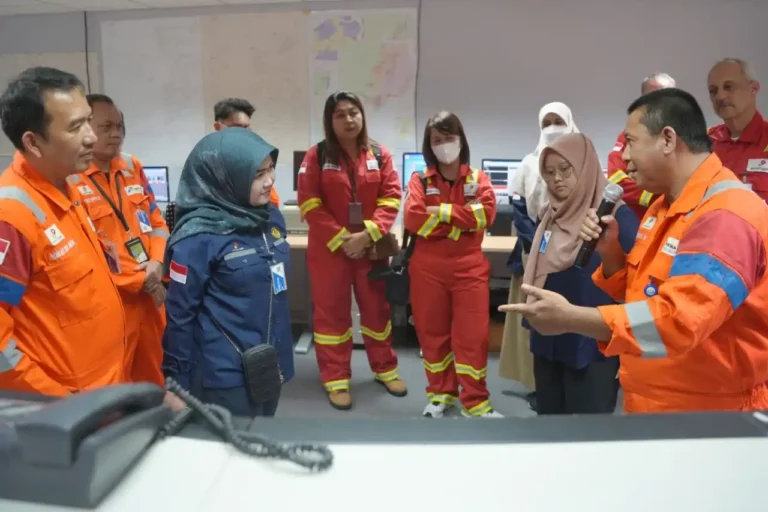 PT Pertamina Hulu Mahakam Sambut Kunjungan Kerja SKK Migas Akhir Tahun 2024 PT Pertamina Hulu Mahakam saat menerima kunjungan kerja SKK Migas