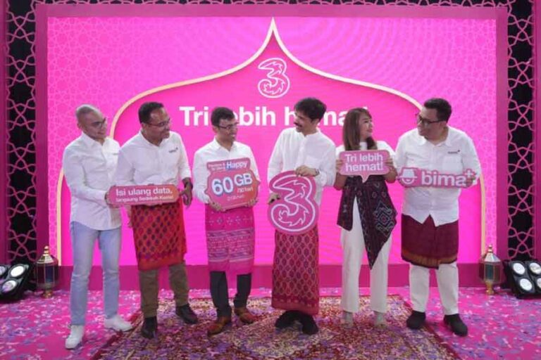 Tri Hadirkan Sedekah Kuota Ramadan, Permudah Generasi Muda Berbagi Kebaikan Secara Digital Sedekah Kuota: Inisiatif Digital Tri Permudah Pelanggan Berbagi Kebaikan di Bulan Ramadan