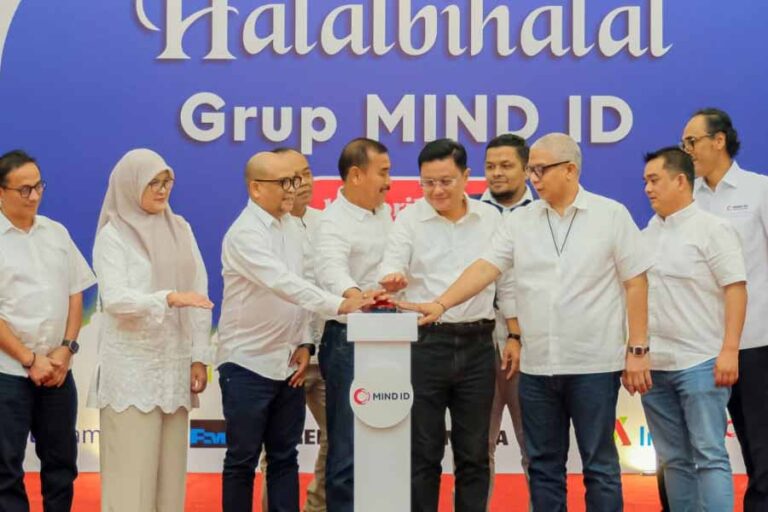 Dorong Pemanfaatan Teknologi, MIND ID Luncurkan Kanal Aspirasi untuk Perkuat GCG MIND ID luncurkan kanal aspirasi berbasis email untuk tingkatkan tata kelola perusahaan (GCG) dan dorong inovasi pegawai secara berkelanjutan.