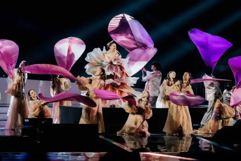 Konser Rossa bertajuk "Here I Am" di Indonesia Arena