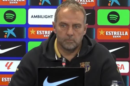 Cedera Pedri jadi Masalah Serius untuk Barcelona, Flick: Tim Medis akan Lakukan Evaluasi! Hansi Flick