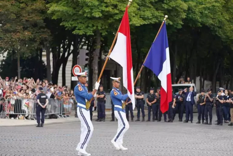 TNI tampil gemilang di Bastille Day 2025 di Paris.
