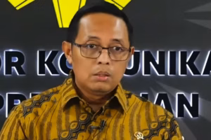 Tarif Impor Produk Indonesia ke AS Turun Jadi 19 Persen Usai Negosiasi Prabowo-Trump Kepala Kantor Komunikasi Kepresidenan (PCO) Hasan Nasbi