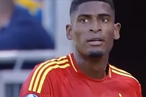 Arsenal Dekati Bek Muda Valencia Cristhian Mosquera yang Bersinar di La Liga, Ada Apa? Cristhian Mosquera
