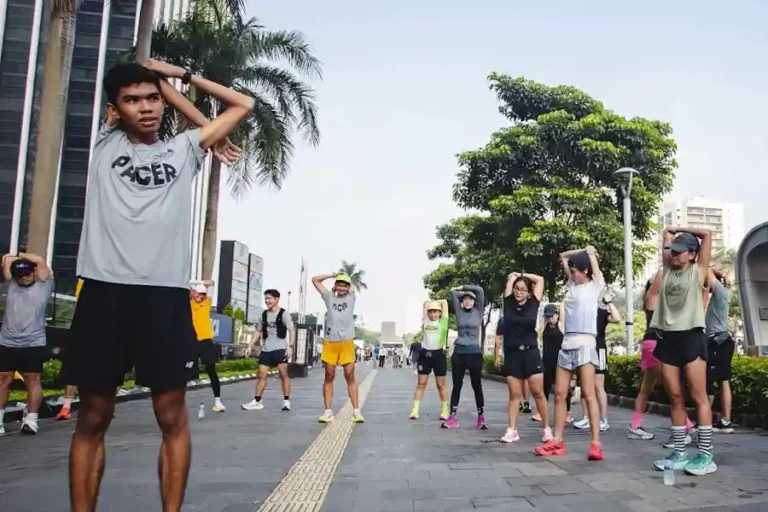 Maybank Marathon 2025 Siap Digelar, Kesiapan Pelari di Enam Kota Terus Dikebut Tiga minggu jelang Maybank Marathon 2025, Maybank Indonesia gelar Road to Maybank Marathon di 6 kota untuk tingkatkan kesiapan fisik dan mental peserta.