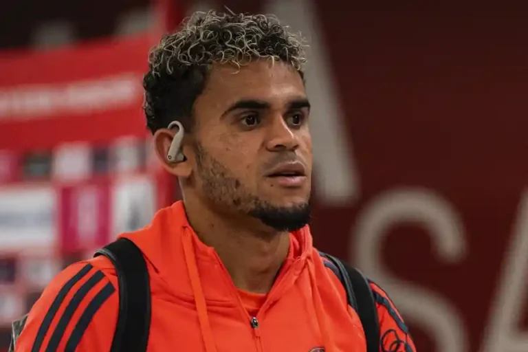 Luis Díaz Mulai Bertarung Bareng Bayern Munich di Bundesliga, Hadapi Tantangan Lawan RB Leipzig Luis Díaz (sumber foto: facebook @fcbayern.en)