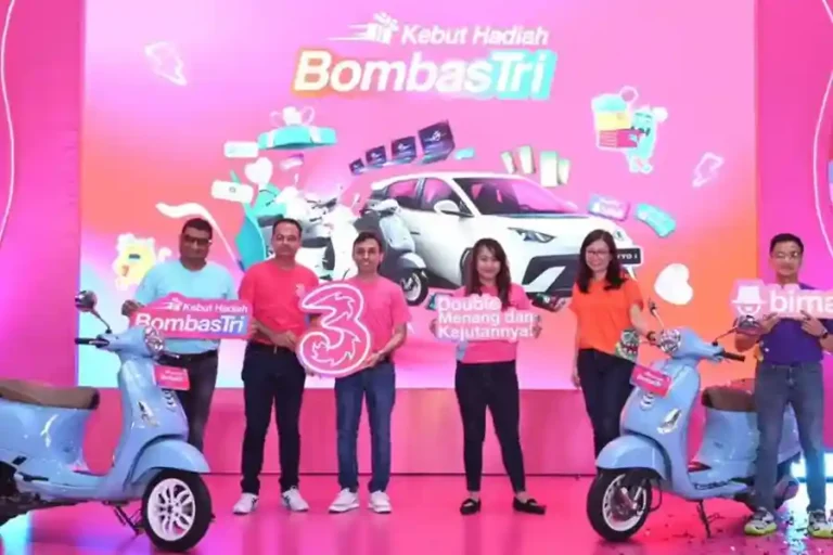 BombasTri 2025: Double Kesempatan Menang, Hadirkan Hadiah Konsol Game hingga Mobil Listrik Tri luncurkan BombasTri 2025 dengan konsep double kesempatan menang. Ribuan hadiah disiapkan, mulai dari voucher, gadget, motor, hingga mobil listrik.
