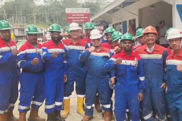 Pertamina Drilling Cetak SDM Lokal Papua Bersertifikasi untuk Dukung Energi Nasional Pertamina Drilling latih 49 pemuda Papua dengan sertifikasi migas gratis agar siap bersaing di sektor energi nasional.