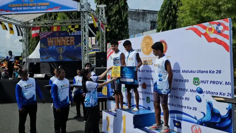 Lomba Open Water Swimming di Ternate jadi ajang memperkuat sinergi TNI, Pemda, dan masyarakat dalam semangat nasionalisme dan cinta laut.