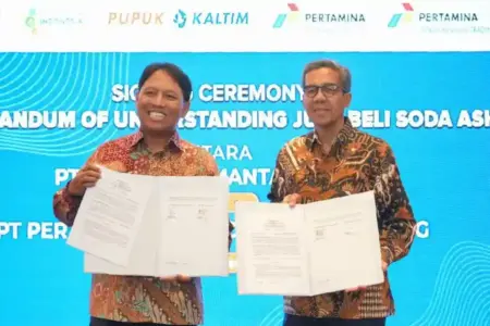 Pupuk Kaltim & Pertamina Petrochemical Trading Teken MoU Jual-Beli Soda Ash, Perkuat Hilirisasi Industri Pupuk Kaltim dan Pertamina Petrochemical Trading teken MoU jual-beli soda ash untuk perkuat hilirisasi dan kurangi impor bahan baku industri.