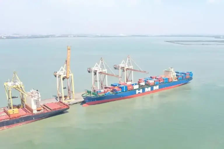 Arus Peti Kemas Internasional di TPS Tumbuh 8,5 persen pada Oktober 2025 TPS mencatat pertumbuhan arus peti kemas internasional 8,5 persen pada Oktober 2025 dan capai throughput tertinggi dalam 10 bulan terakhir.