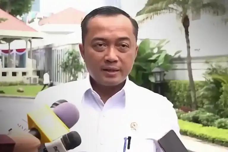 Pemerintah Bentuk Tim Sinkronisasi Kampus dan Dunia Kerja, Targetkan Lulusan Perguruan Tinggi Lebih Cepat Terserap Mensesneg Prasetyo Hadi