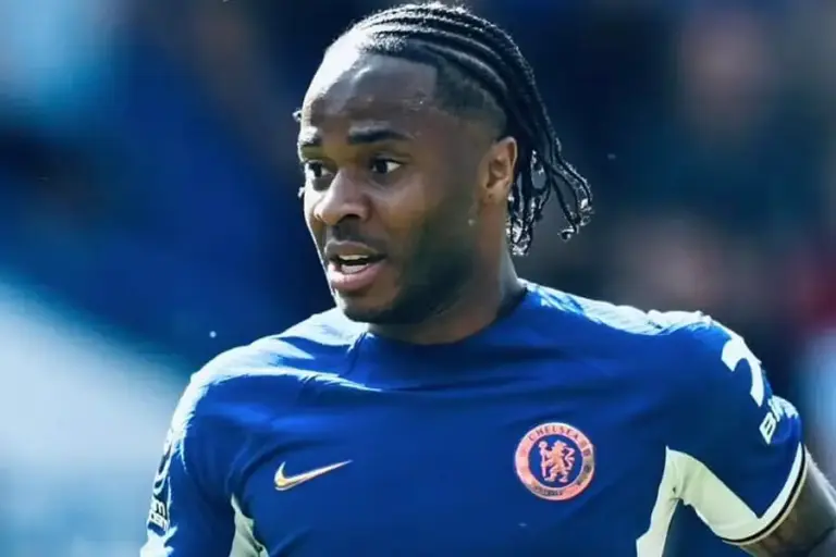 Babak Baru Raheem Sterling: Resmi Tinggalkan Chelsea Setelah 3,5 Tahun Raheem Sterling (sumber foto: facebook @sterling7official)