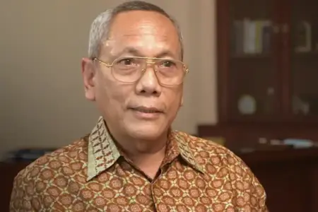 Ahli Kesehatan WHO Ingatkan Bahaya Gas Tertawa N2O, Penggunaan Nonmedis Terus Meningkat Prof. Tjandra Yoga Aditama