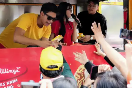 Tren Manis-Gurih Jadi Produk Nyata, Glico WINGS Luncurkan Es Krim Jepang Frostbite Potabee Glico WINGS meluncurkan Frostbite Potabee, es krim Jepang pertama di Indonesia yang memadukan vanilla creamy dan keripik kentang asli.