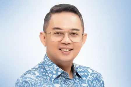 Peran Manajer Investasi Tetap Krusial di Era Digital, Ini Sains di Balik Konstruksi Portofolio Ezra Nazula, Director & Chief Investment Officer Fixed Income Manulife Aset Manajemen Indonesia