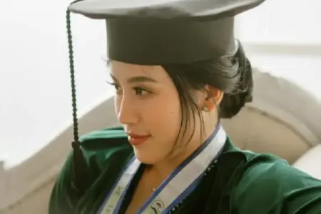 Inspirasi Salsyabila Putri: Kembangkan JIVVA Sportswear, Brand Lokal yang Bidik Tren Gaya Hidup Sehat Salsyabila Putri Pratama
