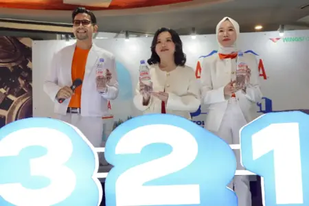 AQUVIVA Luncurkan Kampanye 3–2–1, Cara Praktis Penuhi 2 Liter Cairan Harian Termasuk Saat Puasa AQUVIVA kenalkan kampanye 3–2–1: 3 botol 700 ml setara 2 liter per hari. Solusi praktis jaga hidrasi, termasuk saat puasa.