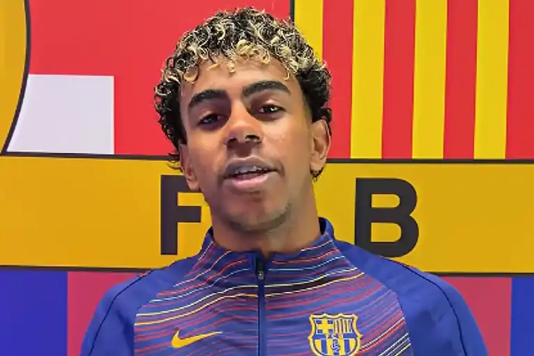 Barcelona vs Villarreal 4-1: Hat-trick Lamine Yamal Warnai Laga ke-100 Hansi Flick Tangkapan layar video Lamine Yamal saat memberikan pernyataan usai mencetak tiga gol dalam laga La Liga Barcelona vs Villarreal